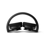 Headphone-Philips-sport-bluetooth-com-microfone-resistencia-a-agua-e-suor-IPX55-almofadas-macias-e-energia-para-35-horas-na-cor-preto-TAA4216BK-00